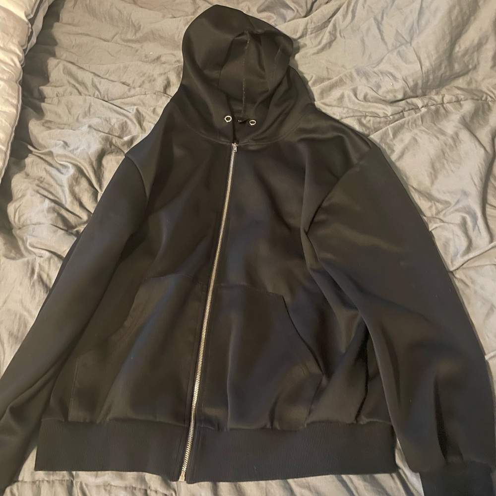 SHEIN jacket. Size: Small. 5% elastane, 95% polyester.